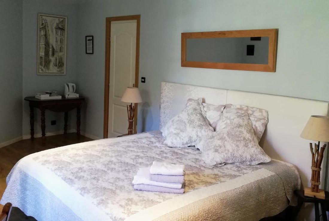 Le Domaine Des Platanes Bed & Breakfast Bourg-Charente Exterior photo